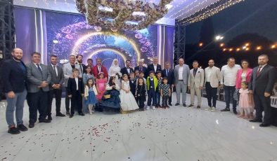 Ünlü isimler Sakarya Reisoğlu Tesisleri’nde buluştu: Başkanlar da katıldı