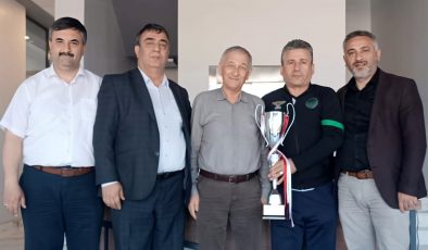 Sakarya Bedensel Engelliler Spor Kulübü, Süper Lig’e yükselmenin gururunu Kar Metal ile paylaştı