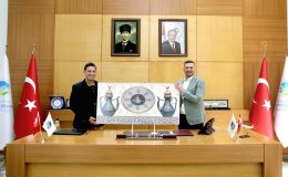 Genç İş Adamı Aykut Saban’dan Sakarya Büyükşehir Belediye Başkan Vekili Burak Erken’e ziyaret