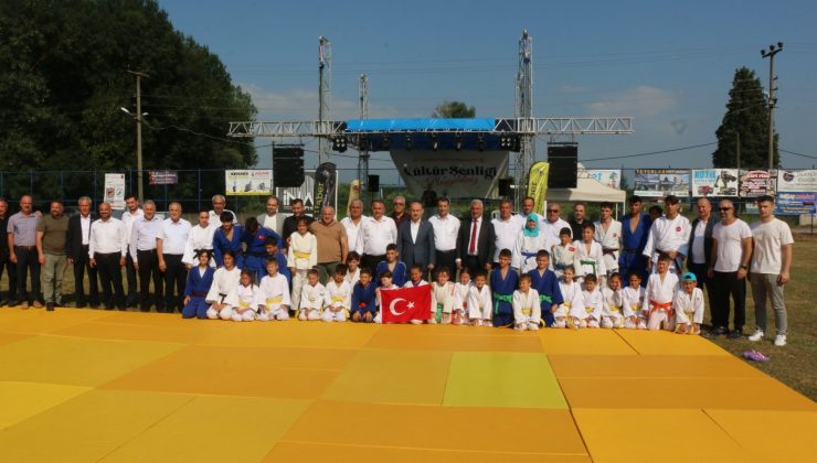 Çaybaşı Fuadiye Kültür Şenliği coşkuyla sona erdi