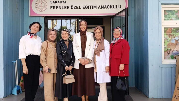 APAYDIN: “Özel çocuklara adanmış emeklere minnetimizi sunduk”