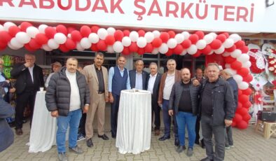 Karabudak Şarküteri Arifiye’de açıldı; Başkan Karakullukçu’dan mesaj